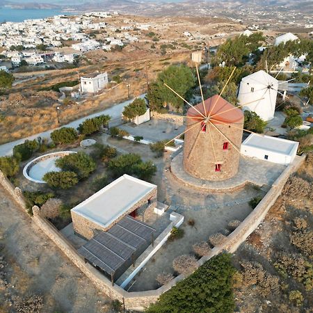 Marketos Windmill And Houses Tripiti Luaran gambar